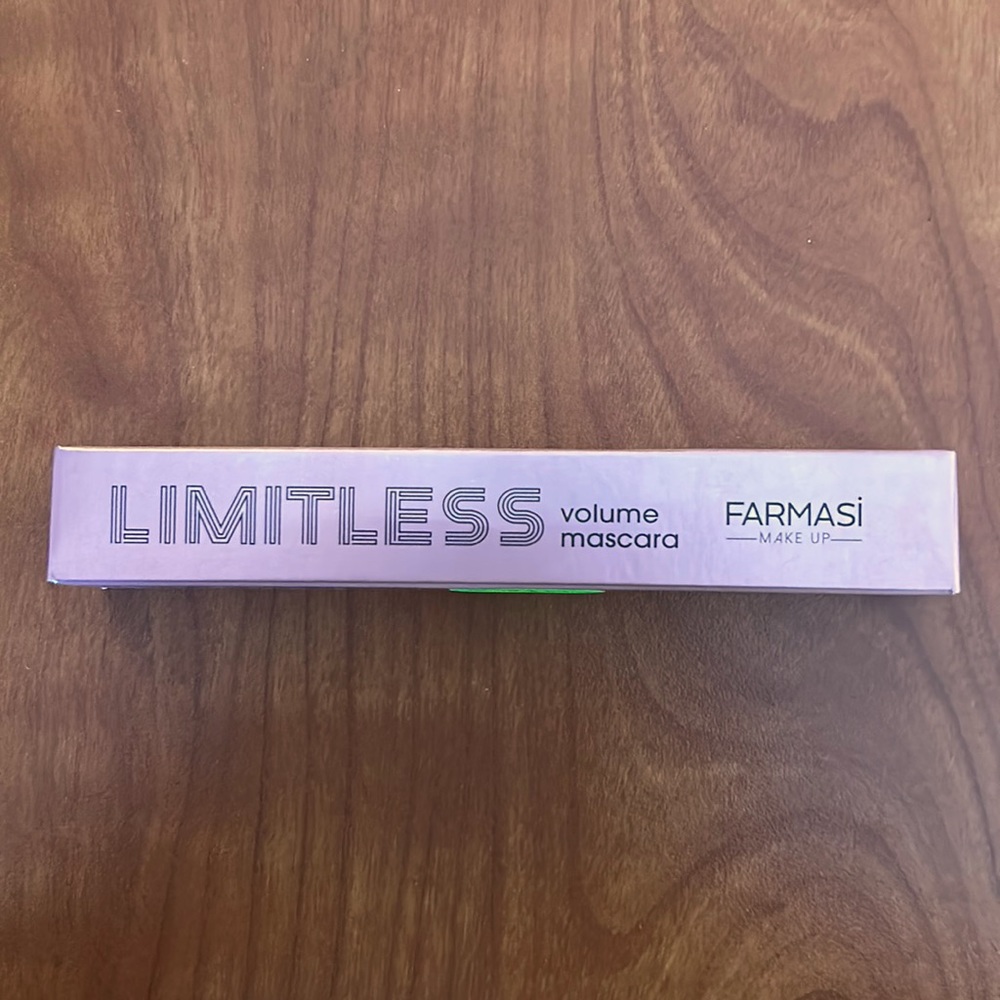 Farmasi limitless mascara